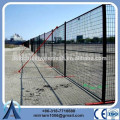 Hot-dip galvanized temporary fence stands concret